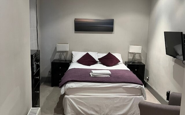 Private 1-bed Apartment in Central London