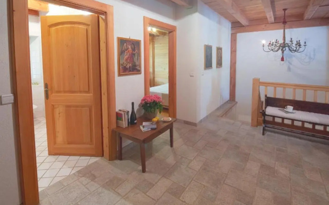 5BR Chalet 300m from center Chamonix