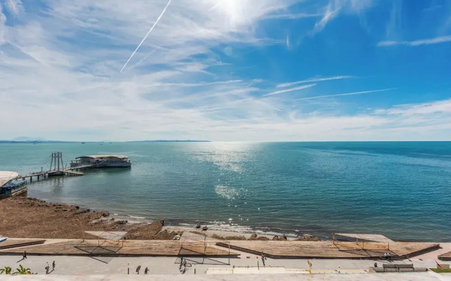 The Promenade Seaview