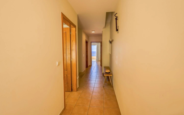 Pedra do Jota - Porto Santo