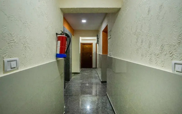 Sri Sai Guest House By OYO Rooms