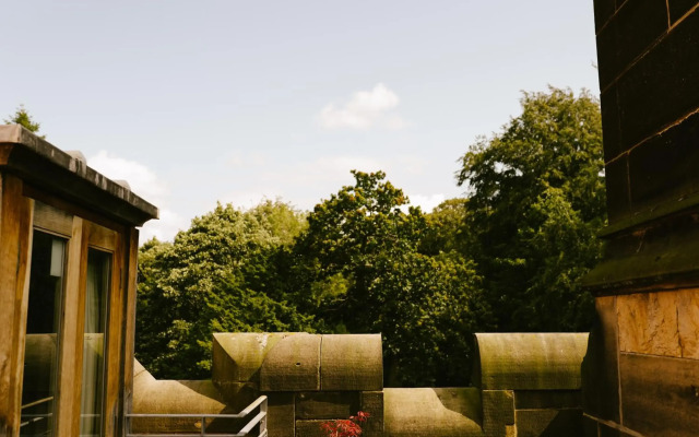 Jesmond Dene House