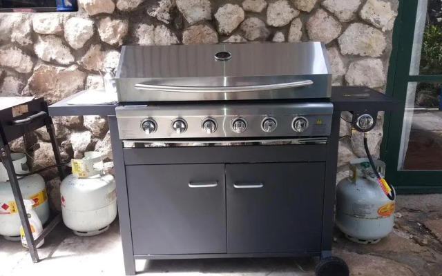 Pelican Lagoon Lodge