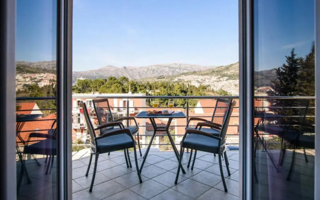 California Apartments