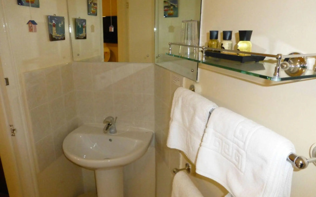 Summerhill Hotel