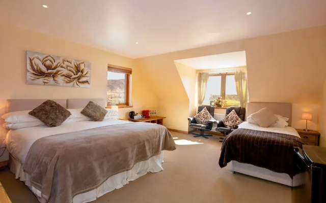 Tigh an Each B&B & Laggan Glamping