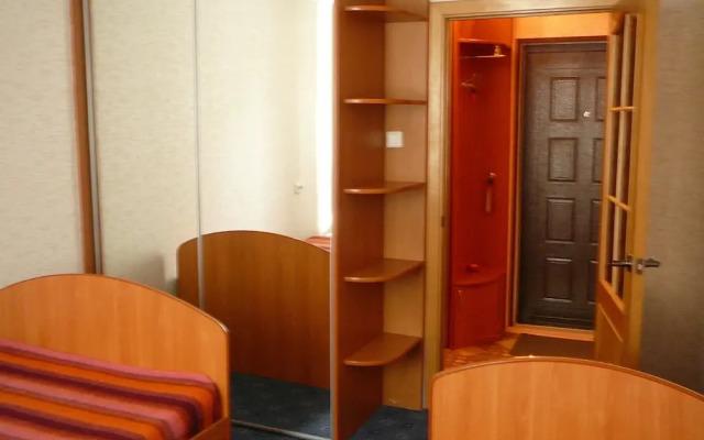 Apartment on Melnichnaya 24