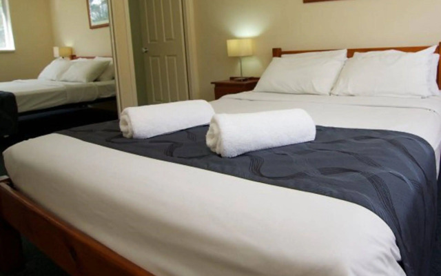 Blue Water Bay Luxury Villas