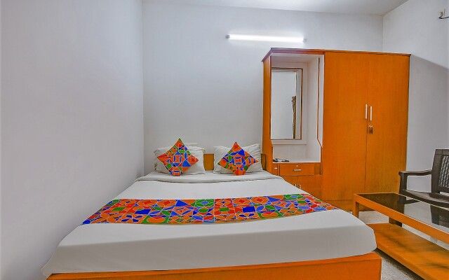FabHotel Joy's Residency