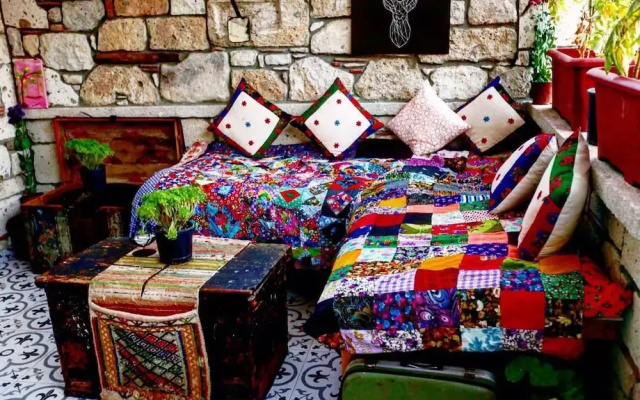 Muhit Alacati Butik Otel