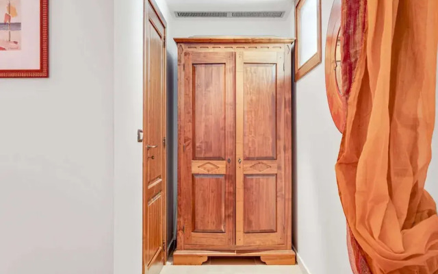 Holiday Home in Roseto Near Majestic Castle