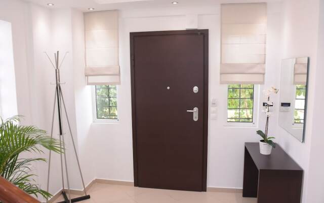 Keratea Luxury Villa - Athens Airport