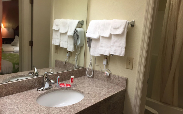 Econo Lodge Dothan West