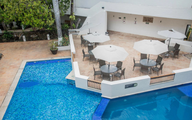 Continental Caribe Bay
