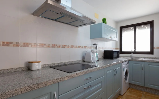 Tolox 1 in Tolox With 1 Bedrooms and 1 Bathrooms