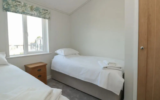 Honeysuckle Lodge