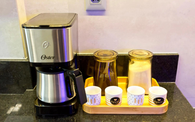 Lindo Apartamento frente para praia, Wi-Fi, estacionamento gratuito