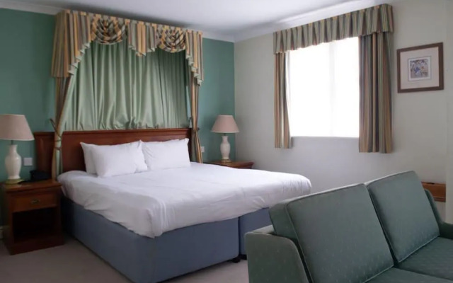 The Tong Park Hotel