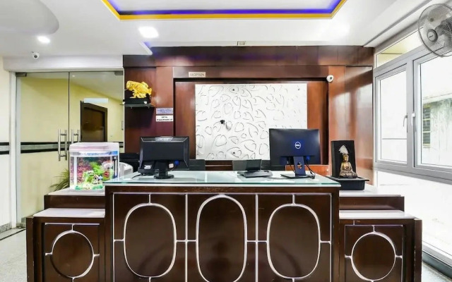 Hotel Wellfare Marina by OYO Rooms