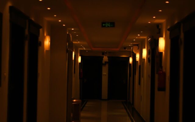 Rest Night Hotel Suites- AL Falah