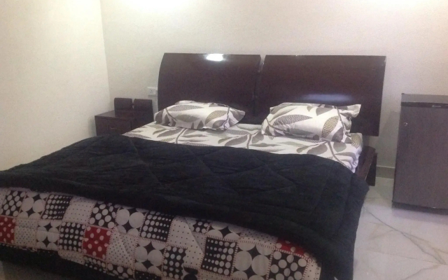 Lake Pleasant Cottage