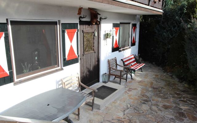Cozy Chalet Near ski Area