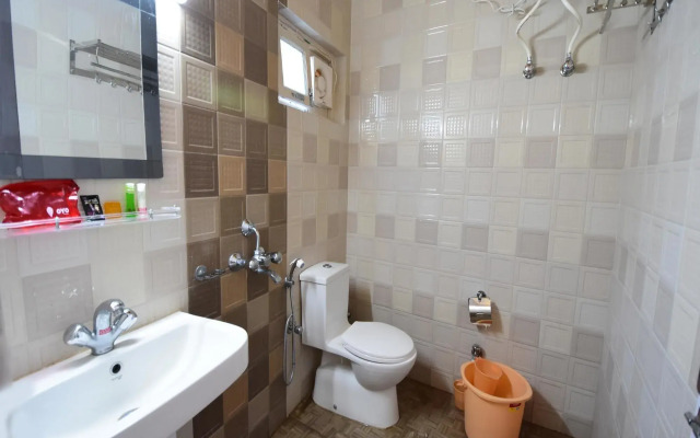 OYO Rooms Lake View Mall Road 2