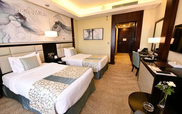 Triumph Luxury Hotel - photo 3