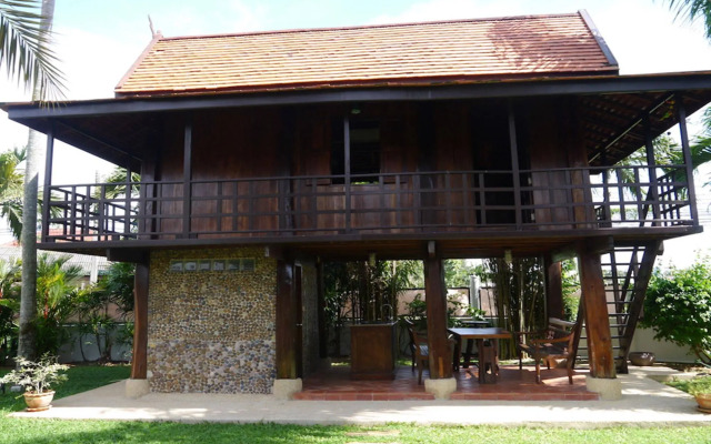 Villa Baan Tukae by Holiplanet