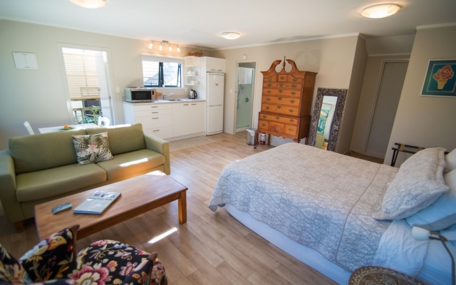 Terry and Cindy's B&B – Guest Rooms – Auckland