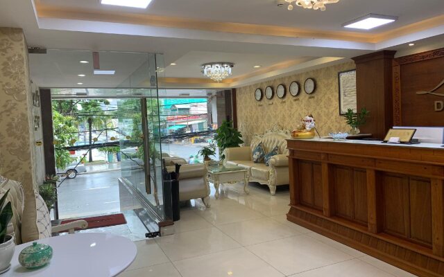 Lavender Danang Hotel