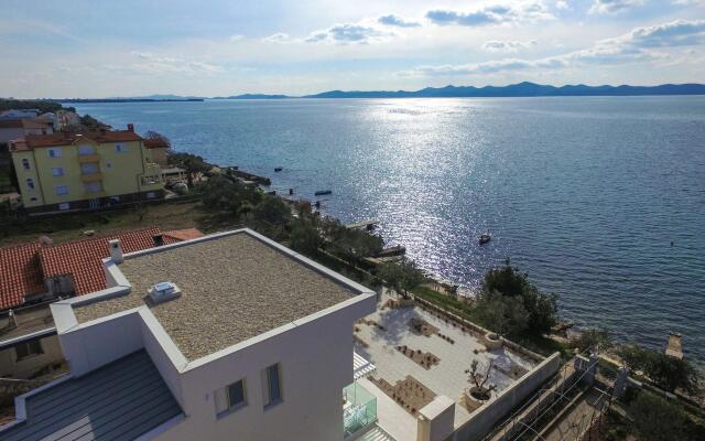 Luxurious Villa in Kozino With Fenced Garden