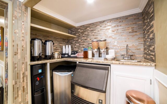 Nite Inn - Walking Distance to Universal Studios Hollywood