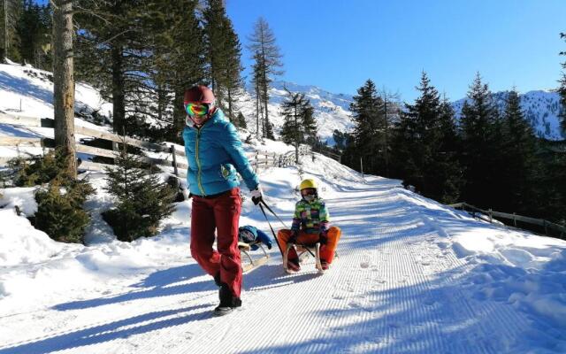 Bergperle Apartments & Mountain Sport