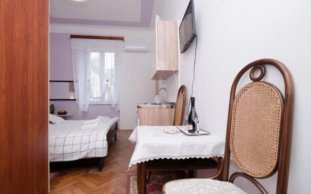 Studio apartman Bulesic