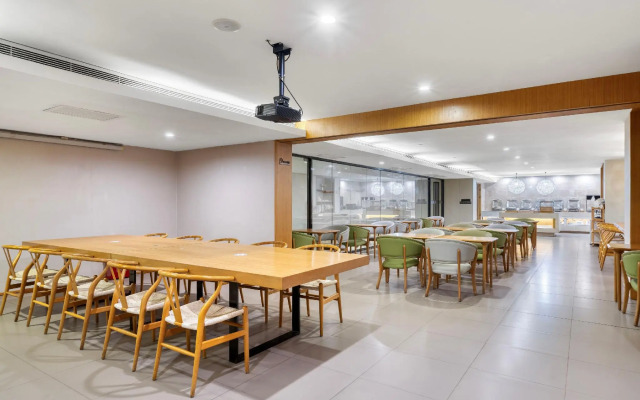 Ji Hotel (Hangzhou Wulin Square, Wenhui Mansion)