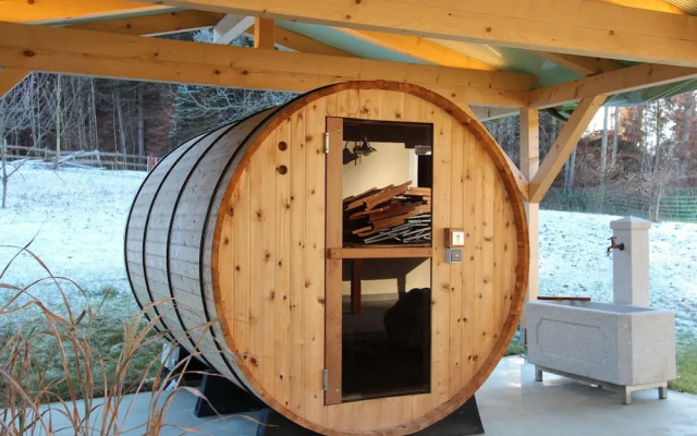 Spacious Chalet near Ski Area in Itter