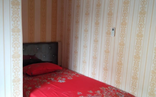 Kost 748 At