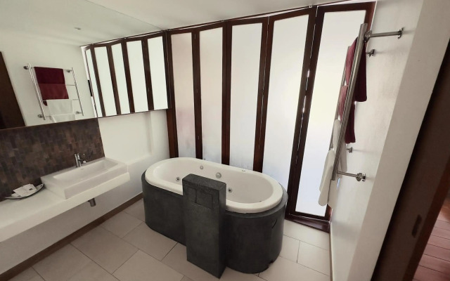 Samui Mekkala Resort