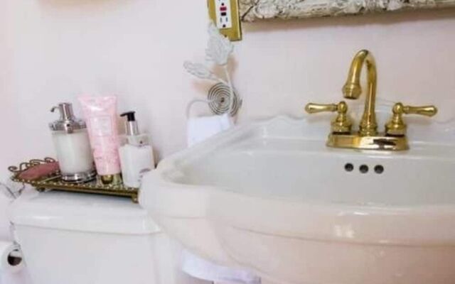 Walden on the Pond Hotel