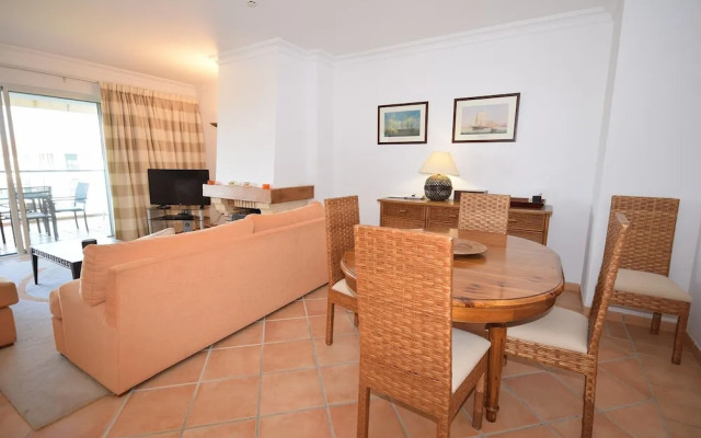 Sunny Balcony Apartment and Pool