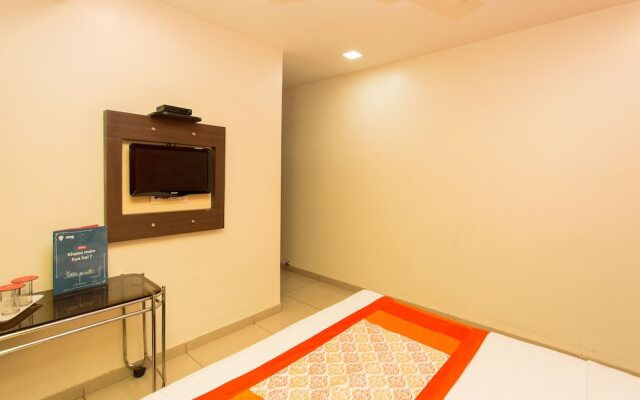Oyo 7148 Adore Inn