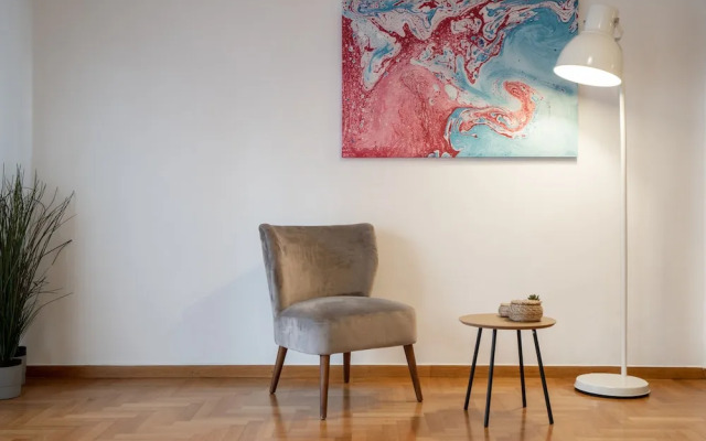 Zan Moreas Beautiful Apt in Koukaki