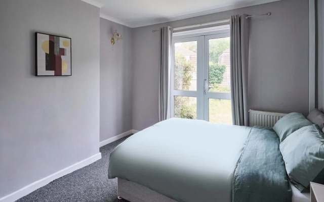 Host Stay Oldbury Road