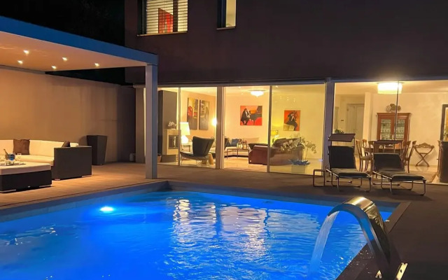 Villa Dolce Vita With Private Pool