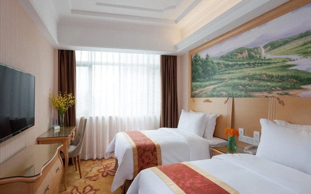 Vienna Hotel -Yantian Harbor