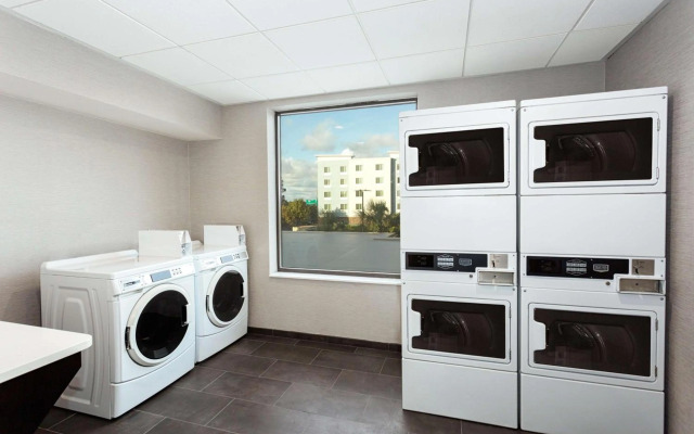 DoubleTree by Hilton Charleston Mount Pleasant