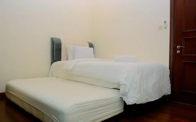 Modern 2BR at The Belleza Apartment