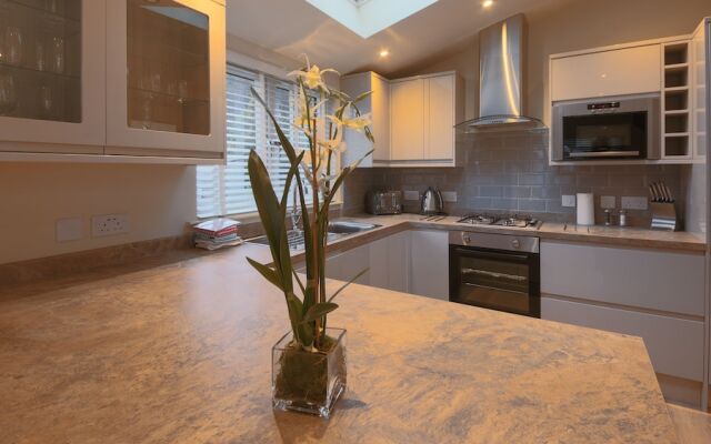 Fionn Lodge, Sleep 6, hot tub & Sauna,pet Friendly