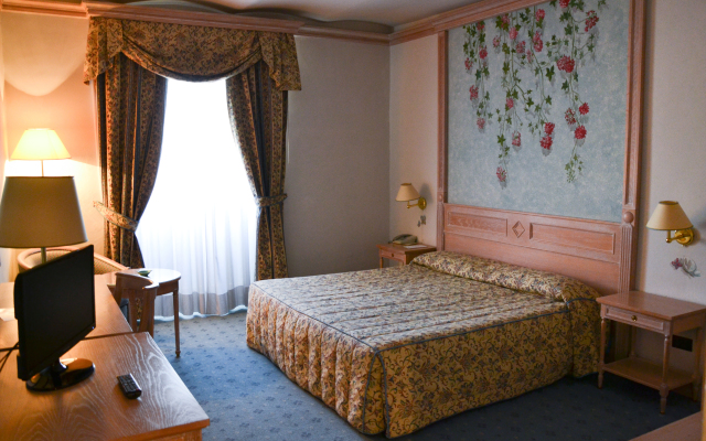 Hotel de La Ville